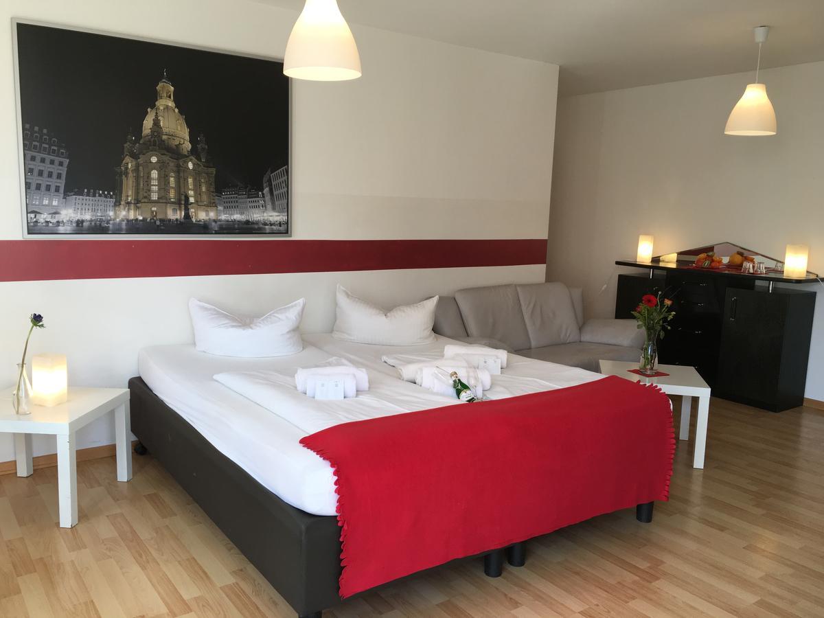 Altstadtperle Central-Inn Dresda Esterno foto